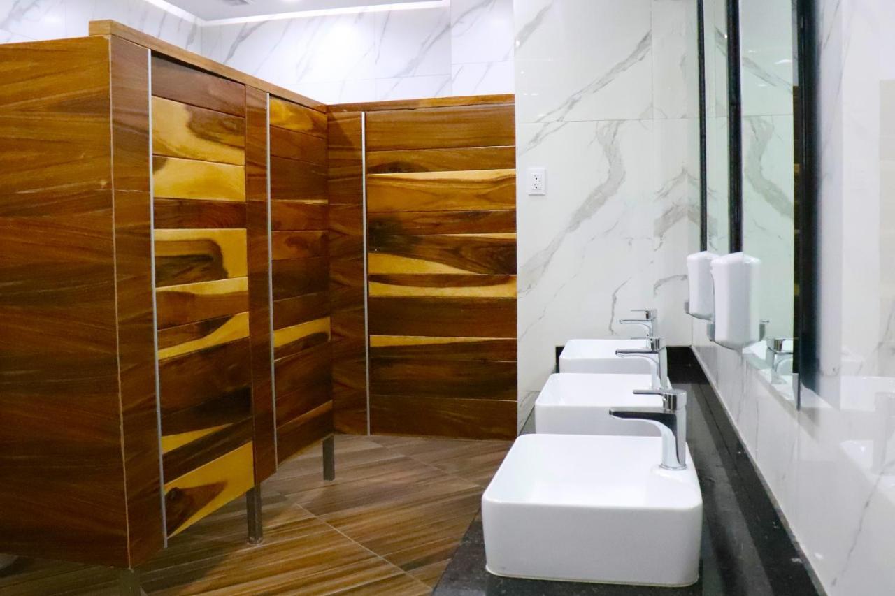 Hotel Bugari Aeropuerto Guadalajara Las Pintas Buitenkant foto