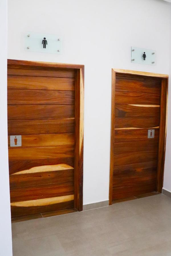 Hotel Bugari Aeropuerto Guadalajara Las Pintas Buitenkant foto